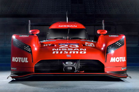 Nissan GT-R LM NISMO static front.jpg
